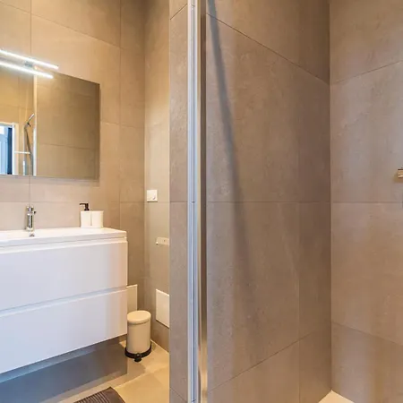 Aux Clefs Des Sacres - Aristide Briand Apartment Reims