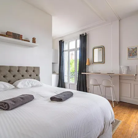 Apartment Aux Clefs Des Sacres - Aristide Briand Reims