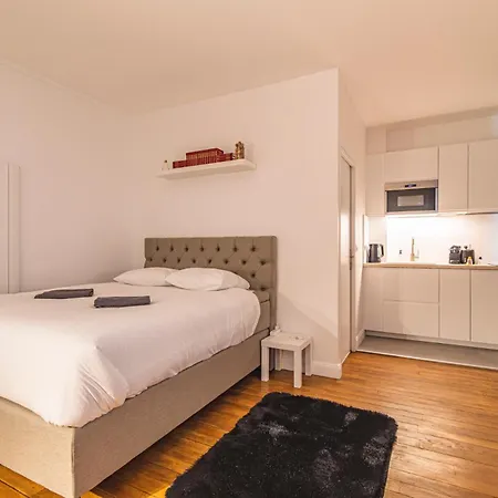 Aux Clefs Des Sacres - Aristide Briand Apartment