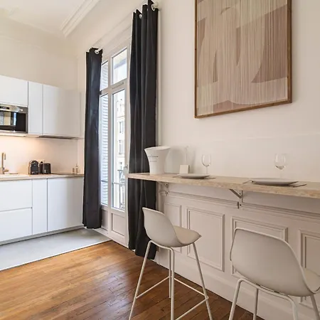 Aux Clefs Des Sacres - Aristide Briand Apartment *